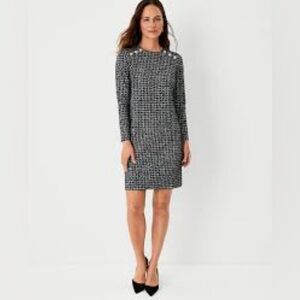 Ann Taylor Black and White Houndstooth Long Sleeve Sheath Dress